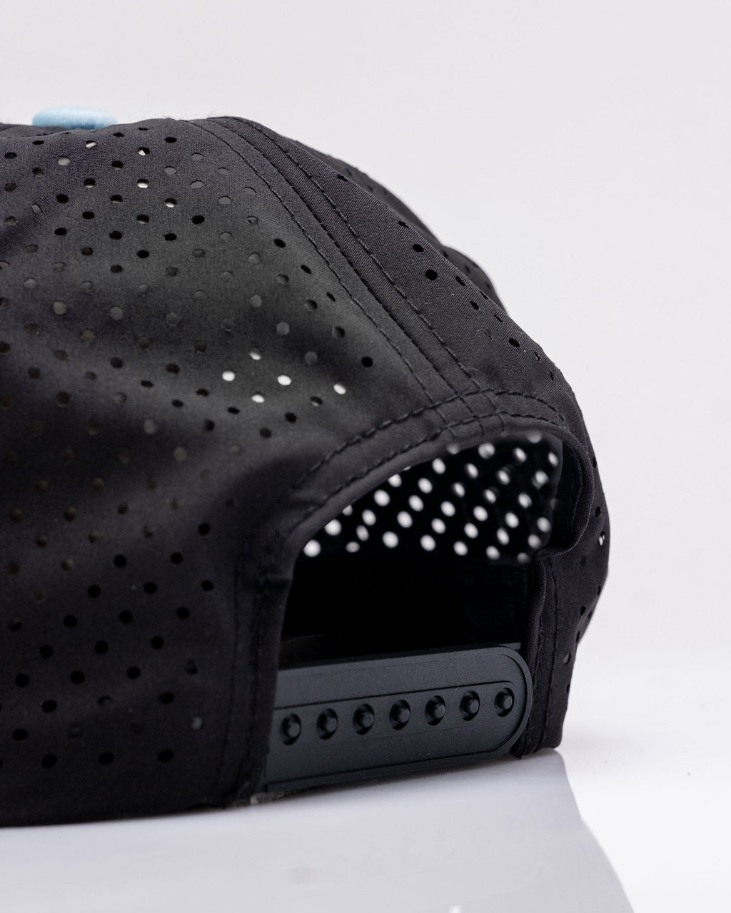 Pins & Aces Kraken Perforated Rope Golf Hat – Black