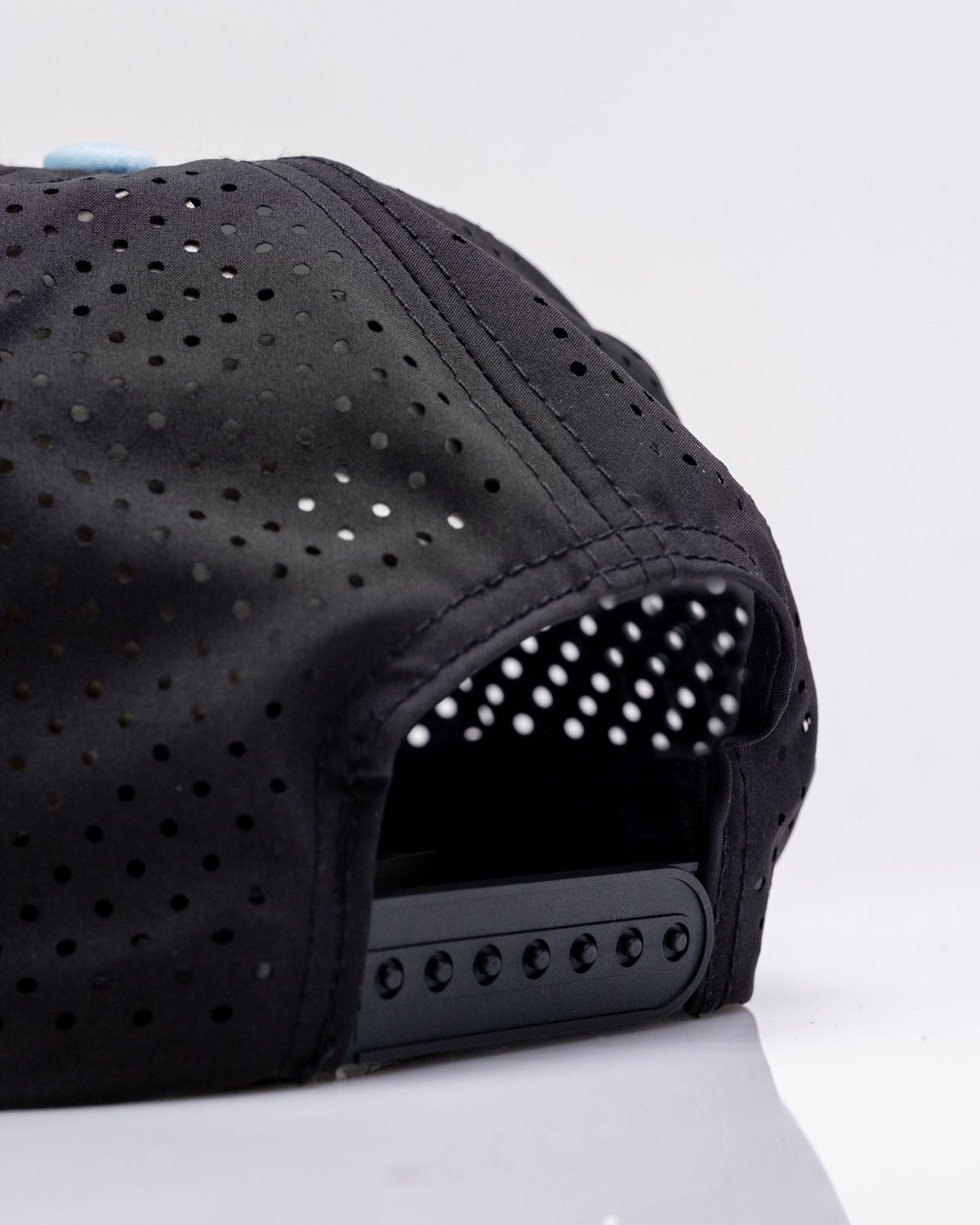 Pins & Aces Kraken Perforated Rope Golf Hat – Black