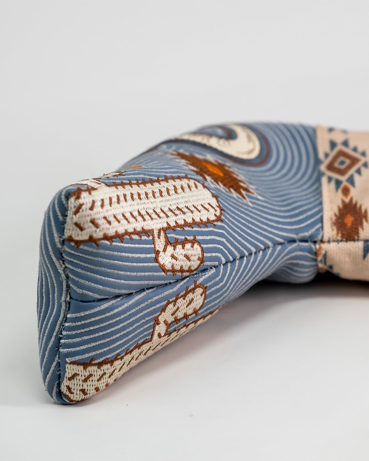 Pins & Aces Western Aesthetic Blade Putter Headcover